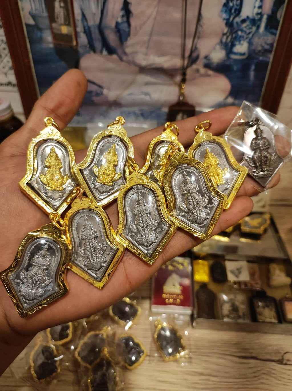 Thao Wes Suwan Amulet for Wealth - Authentic Thai Religious Decor for Prosperity