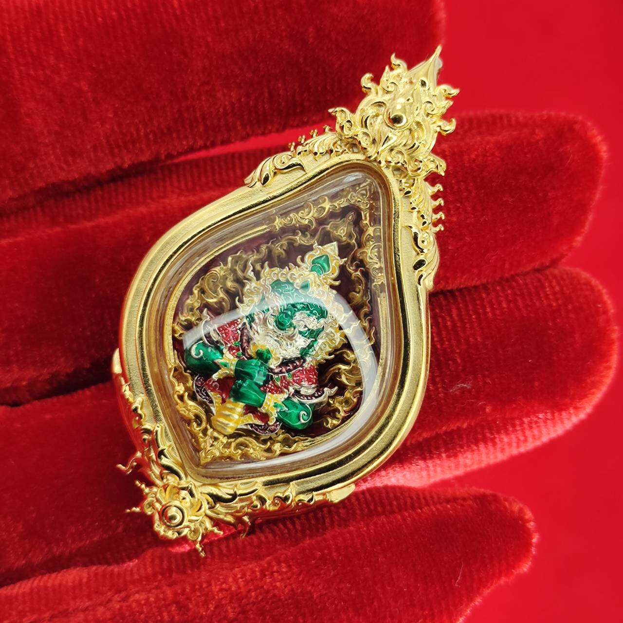 Thao Wessuwan Amulet – Divine Guardian of Fortune for Ultimate Protection