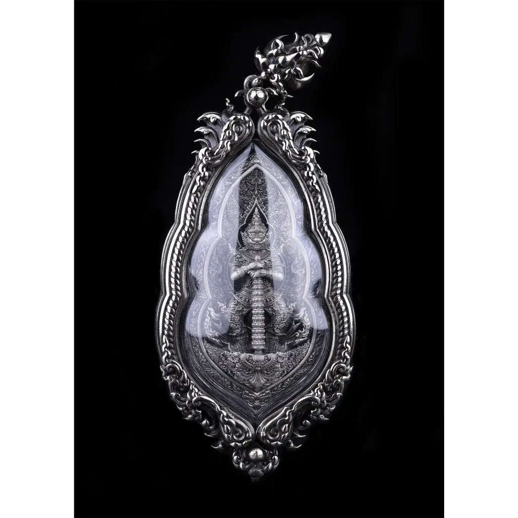 Thao Wessuwan Amulet for Authentic Protection and Prosperity Vessavana