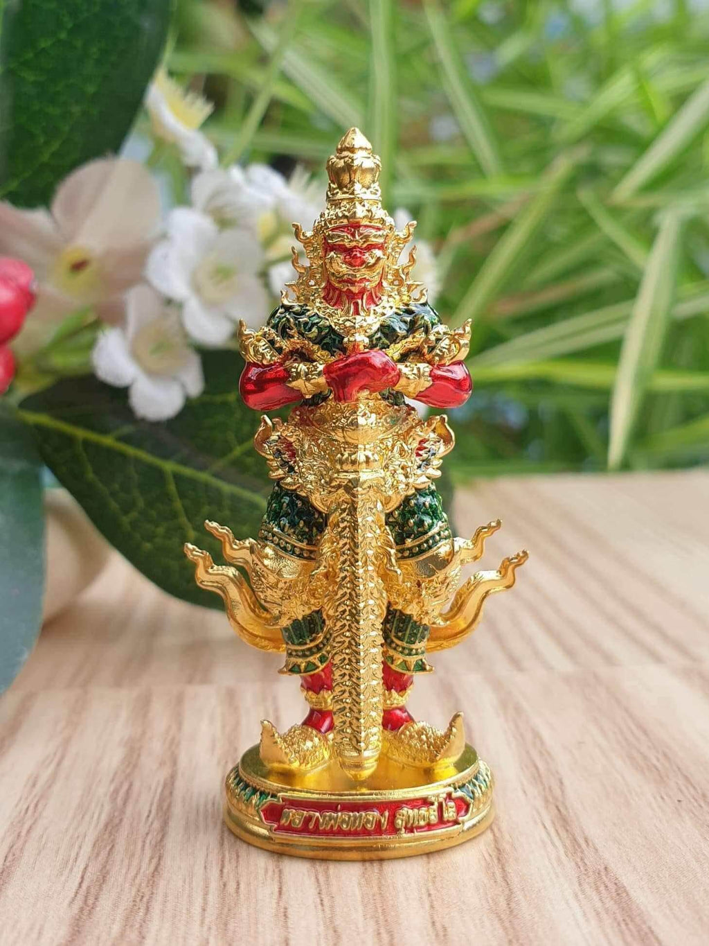 Thao Wetsuwan Amulet - Powerful Protection Amulet with Giant Face of the Deity Default Title