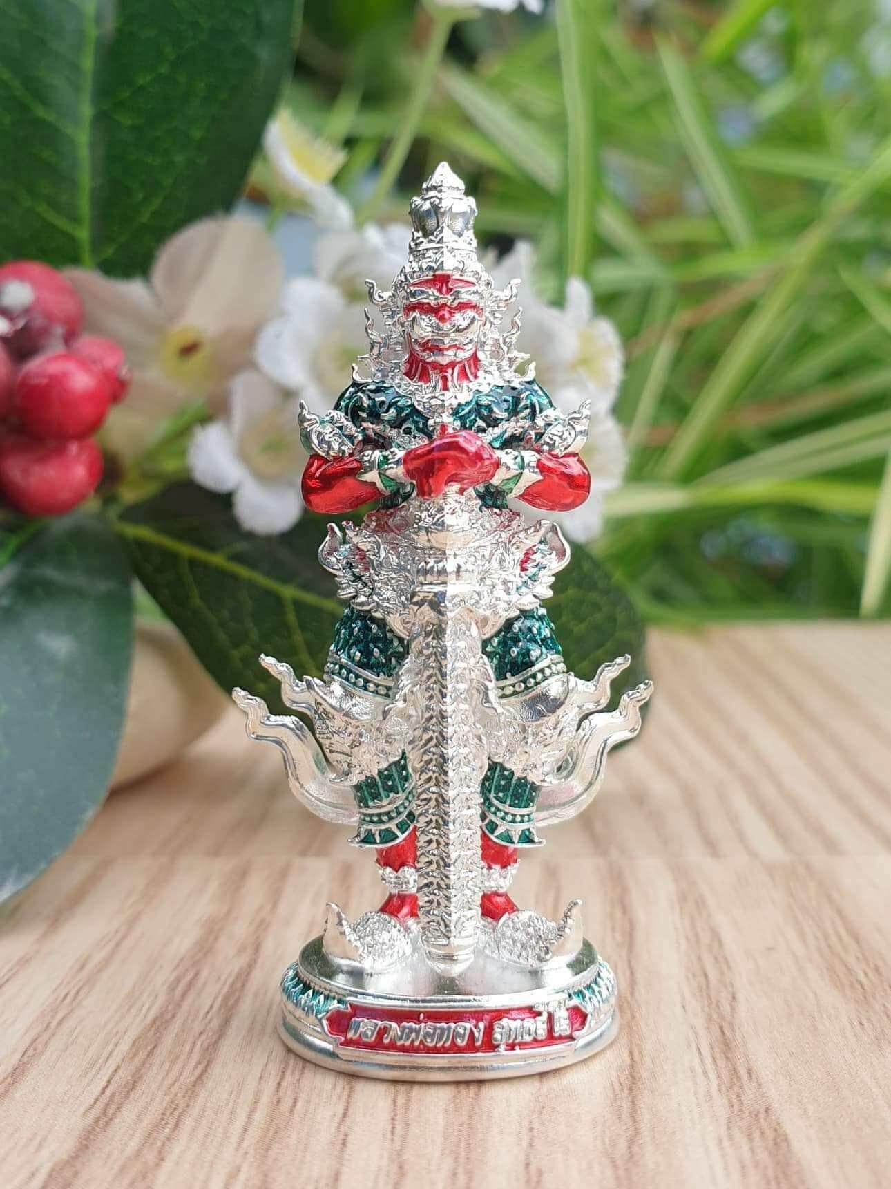 Thao Wetsuwan Amulet for Powerful Protection - Giant Face Deity Charm Default Title