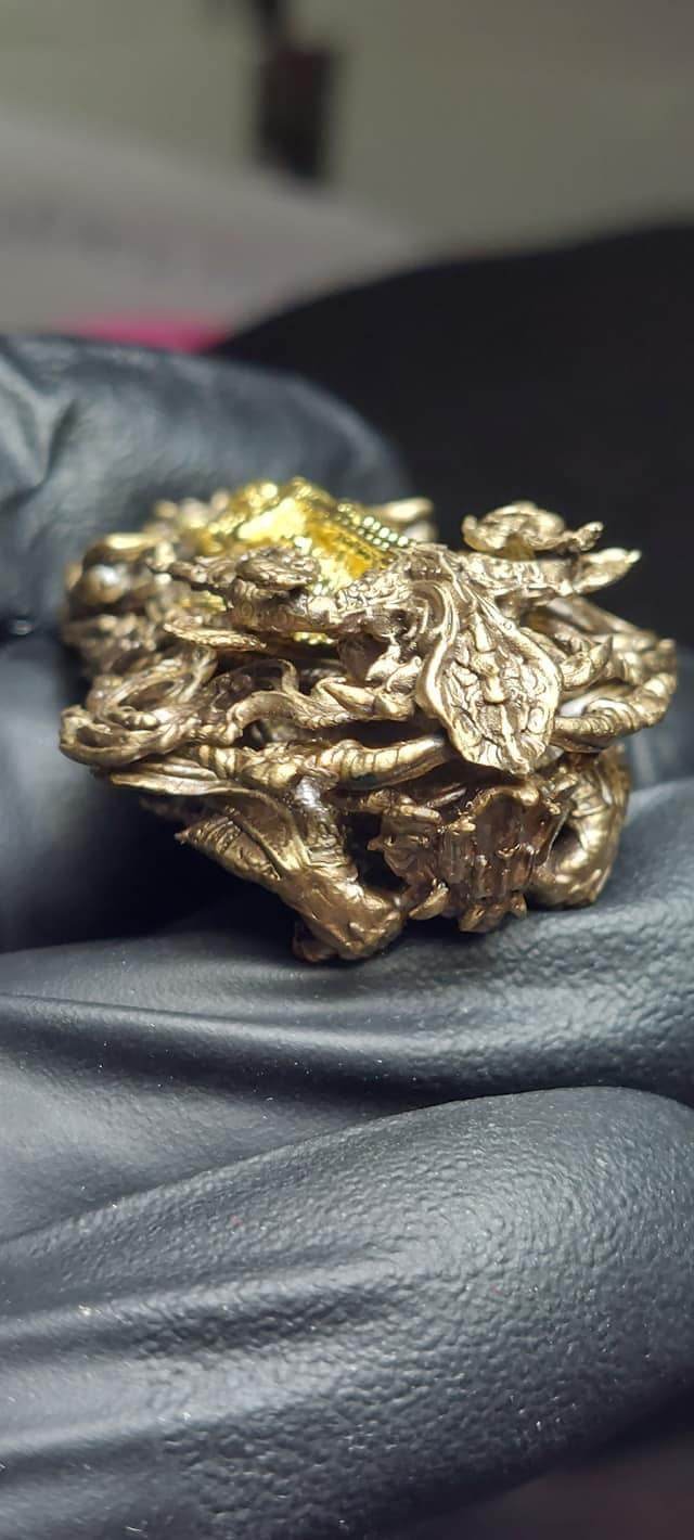 Thao Wetsuwan Coin Amulet - Bronze & Gold Plated Champa Flower Design | Blessed by Wat Phra That Phanom for Protection & Wealth