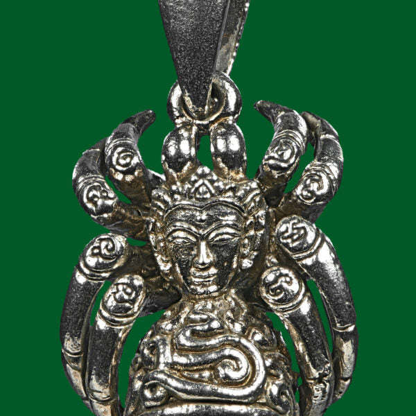 🕷️ The Celestial Weaver: Narayana 8-Armed Wealth Spider – Rare "Satang Kru" Silver Edition by Tu Chao Pu Wa Ling (2025)