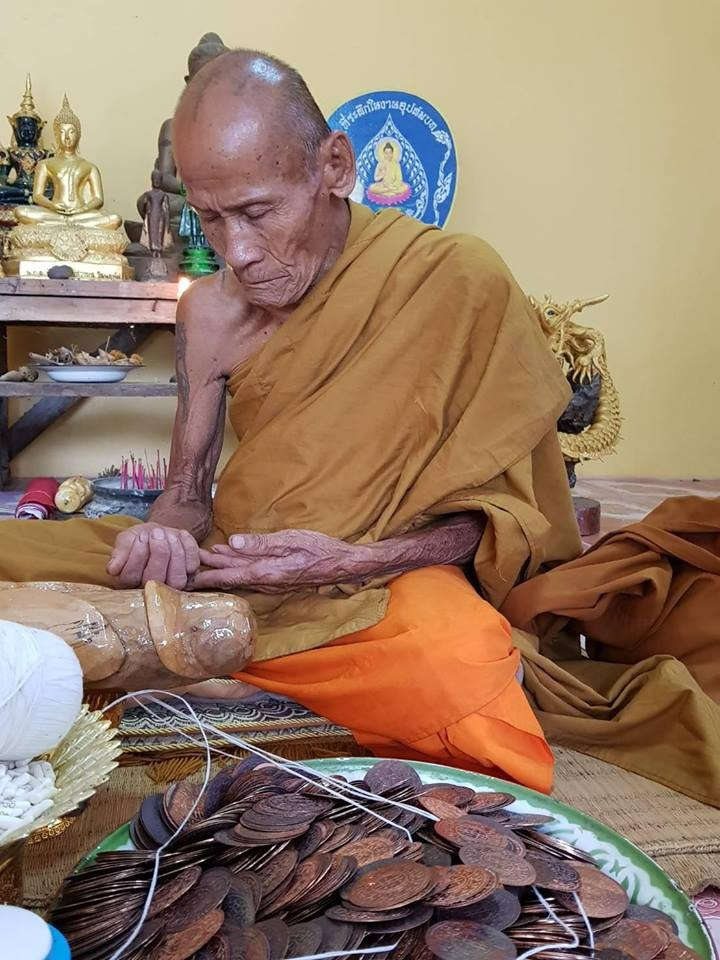 🌟 🕯️ The Eternal Flame: Yant Cheewit Sawang – The Bright Life & Celestial Lamp Yant 🕯️