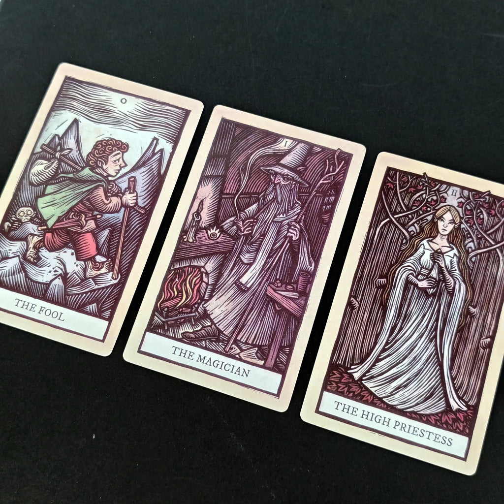 The Lord of The Rings Tarot – Iconic 78-Card Deck Featuring Classic Characters & Scenes from Middle-earth, Rider-Waite Inspired