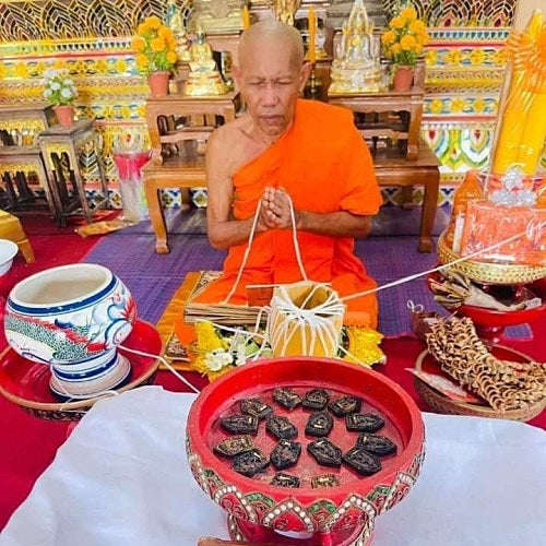 💥 THE MONUMENTAL LANNAN MASTERPIECE OF FIRST-EDITION KHUN PHAEN SORCERY & RARE LOVE-INSECT ALCHEMY:PHRA KHUN PHAEN RUN REARK Thai Blessing Co By RURUECHA