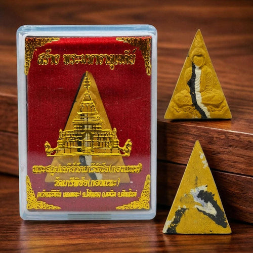 ✨ [The Sacred Legacy: The 2018 Master-Edition] Sacred "Phra Nang Phaya" (The Queen of Amulets) – Consecrated in "Phuttha-Khun" (Sacred Powder) Matrix – Master-Blessed at Wat Pheri Phichai (2018/2561) Thai Blessing Co By RURUECHA