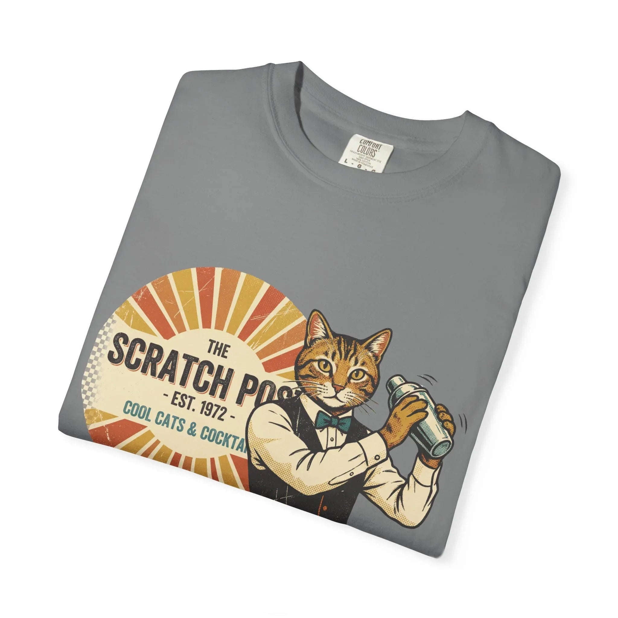 The Scratch Pub Shirt, Cat Bartender Tee, Retro Cocktail T-Shirt, Vintage Sunburst Bar Graphic, Mixologist Gift, Cat Lover Grey