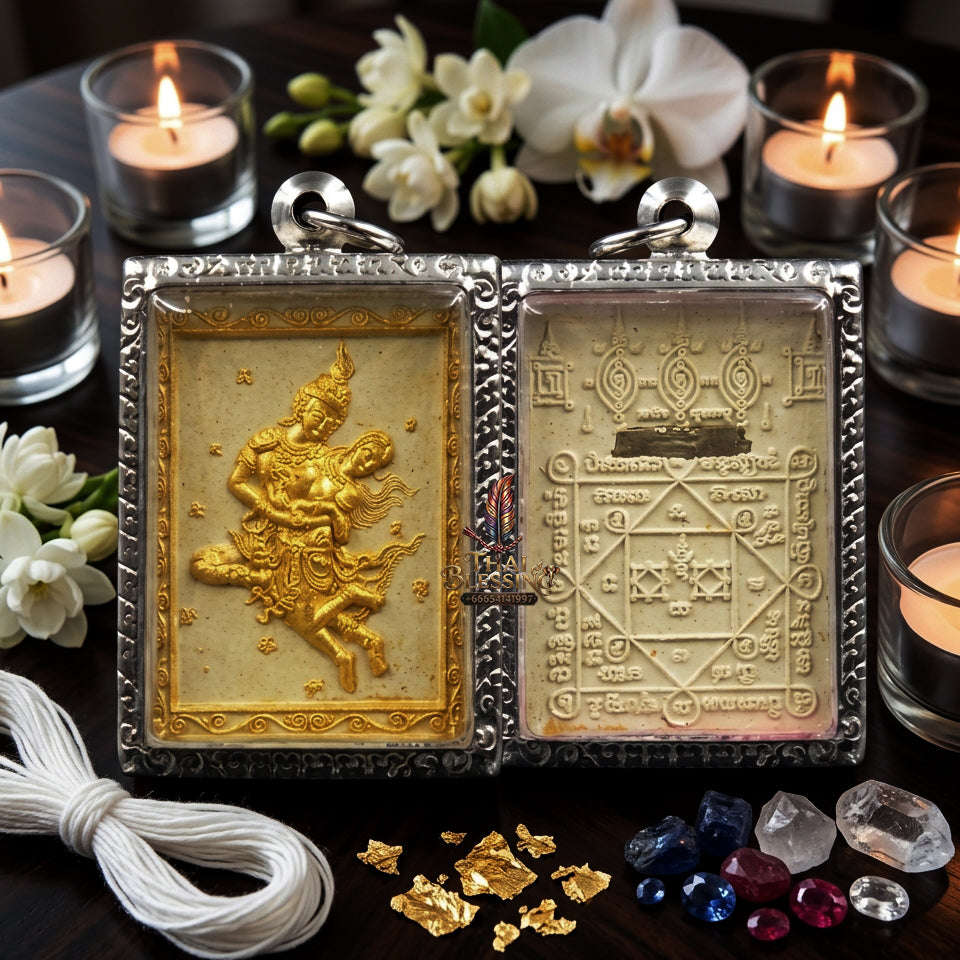 ✨ [The Sovereign of Celestial Allure: The 2026 Master-Edition] Sacred "Phet Phaya Thorn Um Nang" (The Divine Seducer of the Himmapan Forest) – Special "Ancient Occult Powder" Matrix – Master-Blessed by Luang Ta Ruam, Wat Khok Samran (2025/2568)
