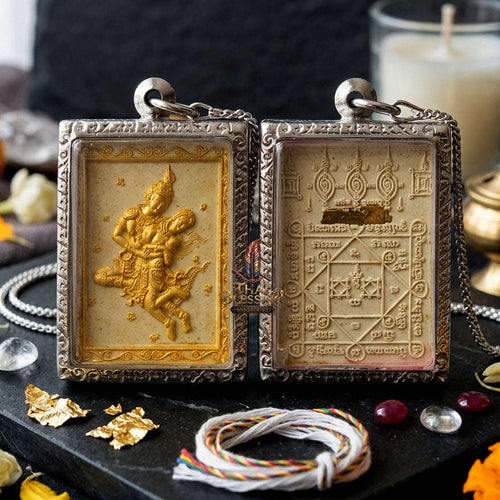 ✨ [The Sovereign of Celestial Allure: The 2026 Master-Edition] Sacred "Phet Phaya Thorn Um Nang" (The Divine Seducer of the Himmapan Forest) – Special "Ancient Occult Powder" Matrix – Master-Blessed by Luang Ta Ruam, Wat Khok Samran (2025/2568)