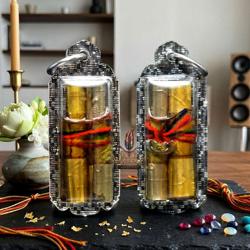 ✨ [The Sovereign of Heart-Binding Attraction: The 2018 Master-Edition] Sacred "Takrut Na Ok Taek Koo" (The Dual-Heart Binding Spell) – Special "Twin-Action" Matrix (Gold & Silver Takruts) – Encased in "Dok Thong" (Golden Flower) Attraction Oil