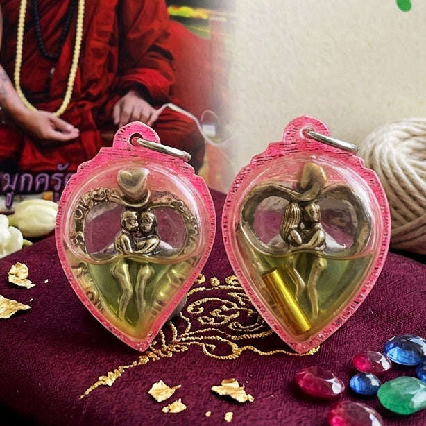 ✨ [The Sovereign of Infinite Romantic Harmony & Magnetic Union: The 2026 "Grand-Master" Edition] Sacred "In Sanae Mat Chit (The Soul-Binding Eternal Lovers)" – Special "White-Gold Alloy & Maha Sane Oil" Immersion Thai Blessing Co By RURUECHA