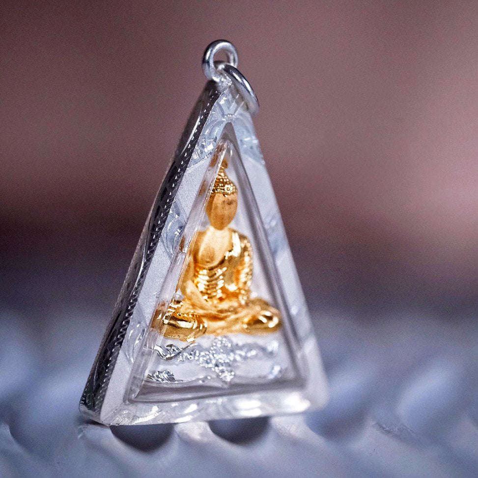 ✨ The Sovereign Queen of Fortune: Phra Nang Phaya Luang Pu Kee Wat Wang Daeng Authentic Thai Sacred Talisman in Custom Sterling Silver 92.5% Waterproof Case for Miraculous Protection, Infinite Wealth, and Universal Charisma