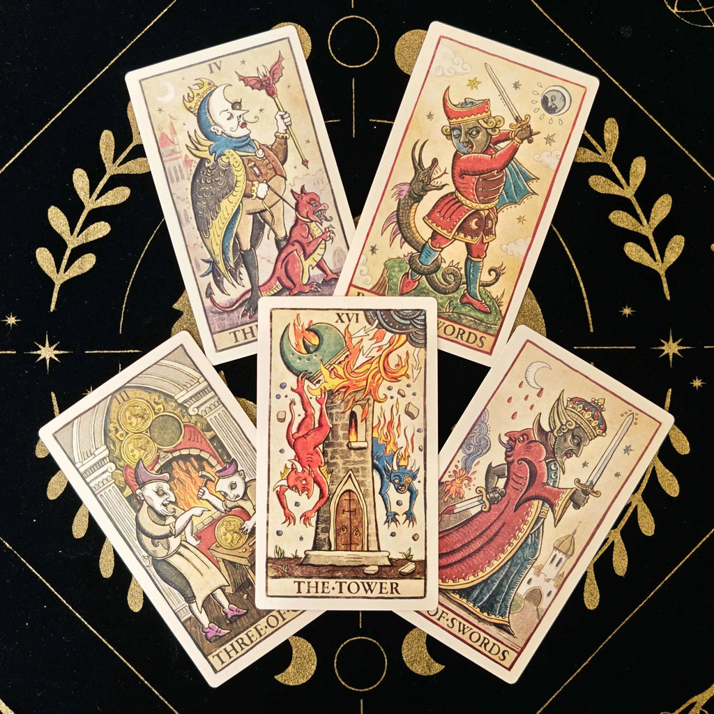 🌜 Trionfi della Luna Tarot Deck – 78 Cards English Version Marseille-Style Beginner Friendly Unique Art by Patrick Valenza 12 x 7 cm Guidebook Included