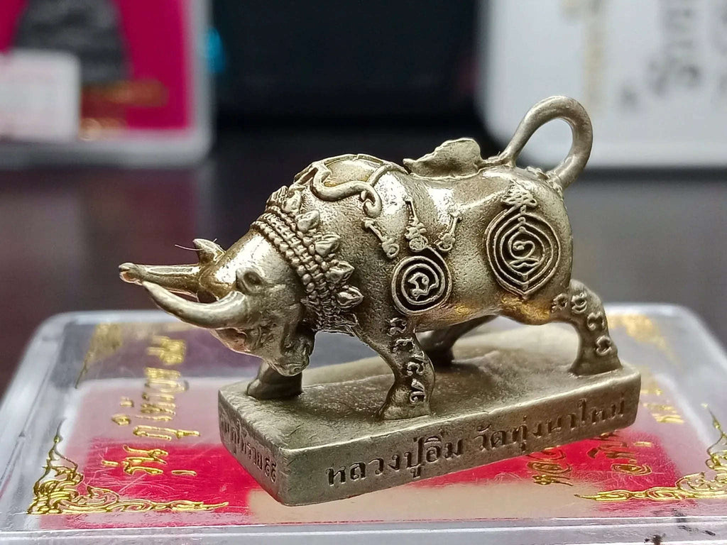 🌟 Unlock Ultimate Wealth, Luck & Success with Wua Thanu "Ku Hai Ruay" Prosperity Bull Amulet