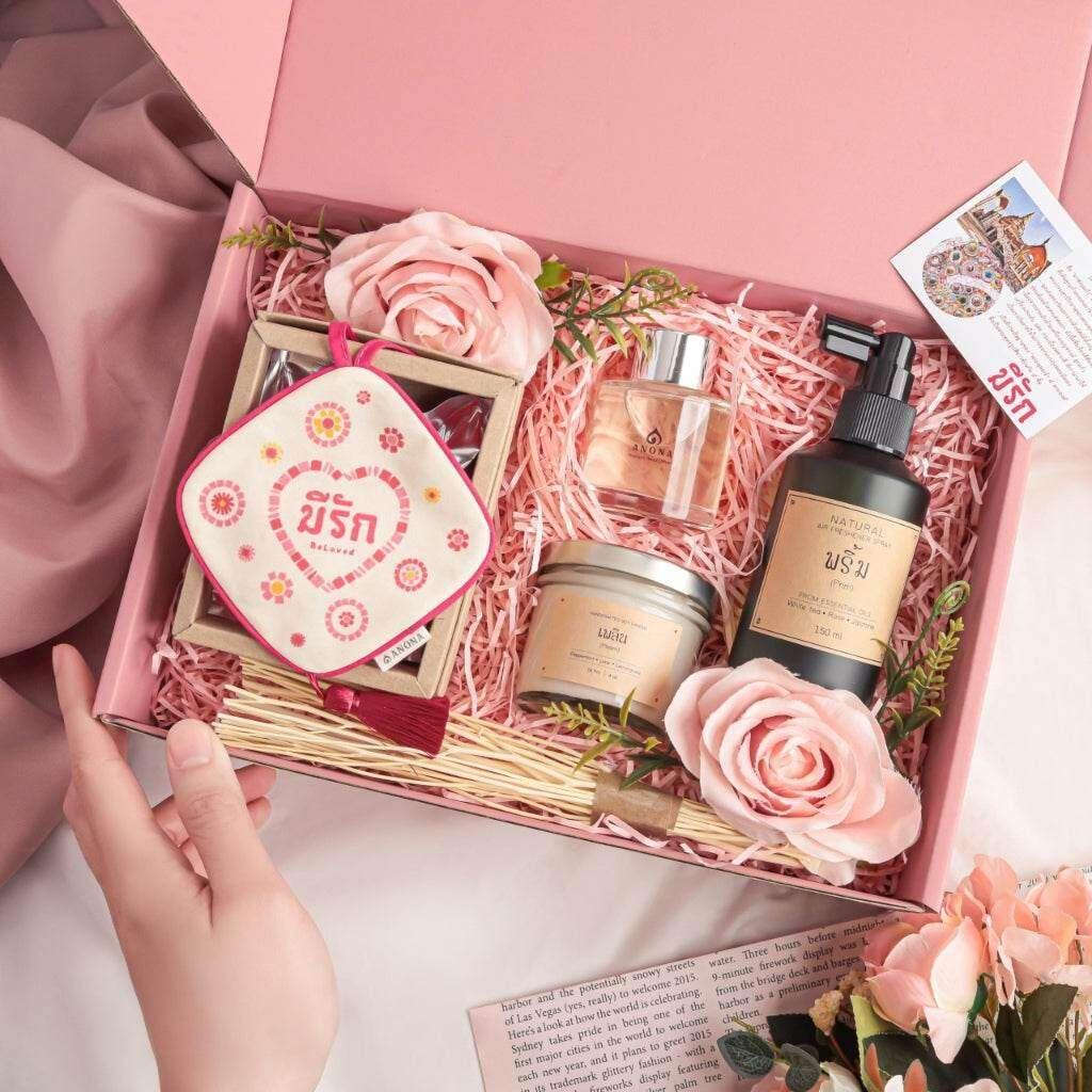 Valentine's Day Candle Gift Set - Soy Candle Collection for Love