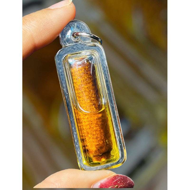 Takrut Reak Nang Love Charm - Supreme Attraction for Love, Charisma, and Relationships Oil Frame