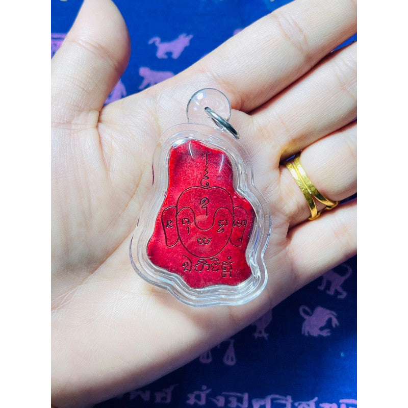 Yin-Khu Rak Amulet for Lasting Love, Strong Charm & Energy Balance