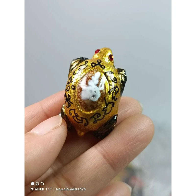 🐢 "Wealth Turtle" Bia Gae Shell Amulet: Maha Phokhasap Edition – Blessed by Luang Phor Chalerm (Wat Sam Krabue Phueak) – Lineage of Luang Pu Liu